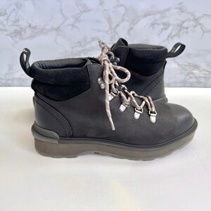 Sorel Ankle Height Black Waterproof Boots, Size 9, NEW